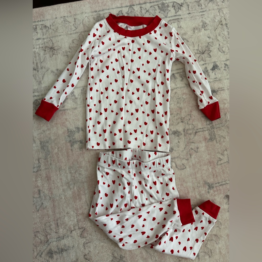 LAKE red heart jammies